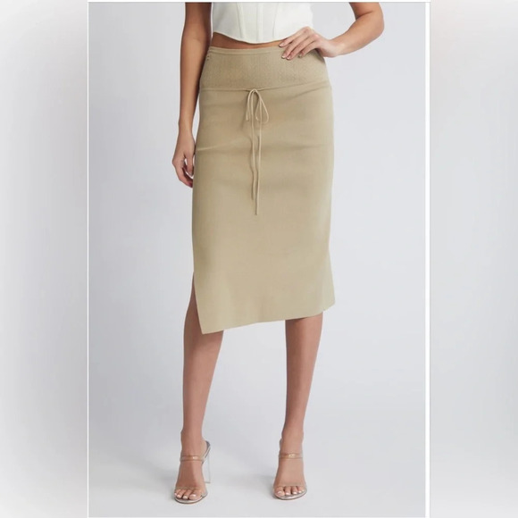 Mistress Rocks Pointelle Stitch Maxi Sweater Skirt Size Medium (sold out online) - Picture 1 of 6